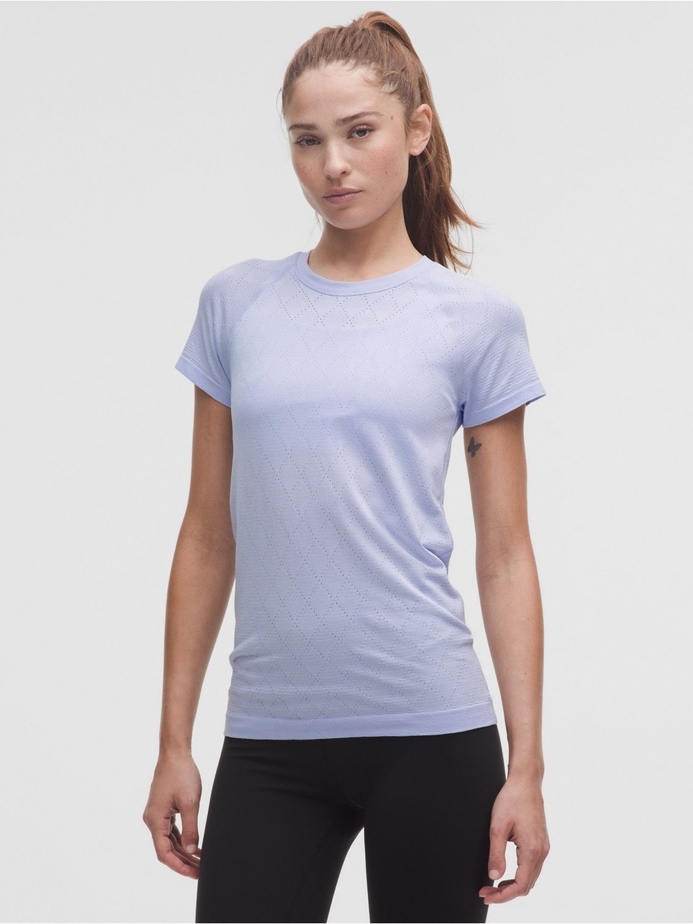 Swiftly Tech Short-Sleeve Shirt 2.0 *Hip Length size 6